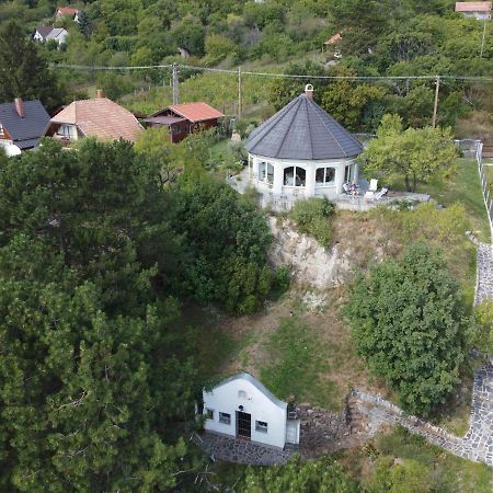 Villa Panorama Balaton Balatongyörök Exterior foto