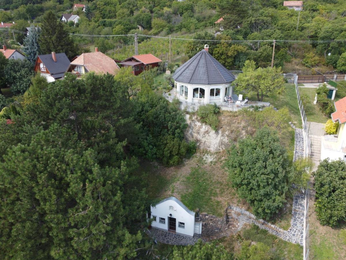 Villa Panorama Balaton Balatongyörök Exterior foto